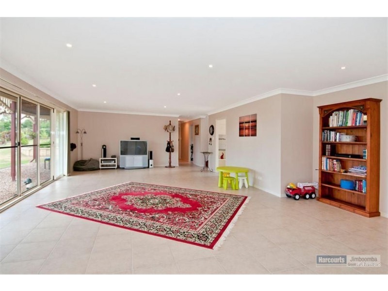 5 Friendship Ct, Mundoolun QLD 4285