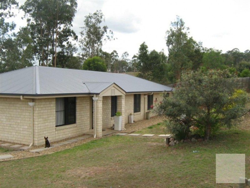 126 Tullamore Way, Gleneagle QLD 4285