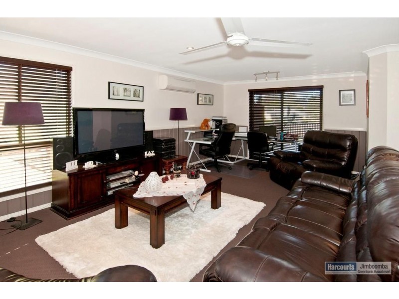 11 Spring Street, Jimboomba QLD 4280