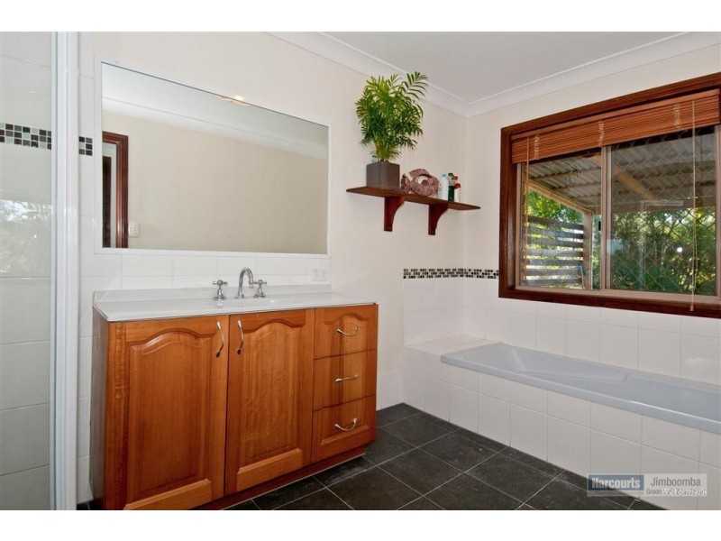 85 Bamboo Dr, Cedar Vale QLD 4285