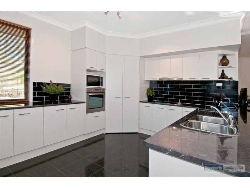 63 Blackbutt Rd, Cedar Vale QLD 4285