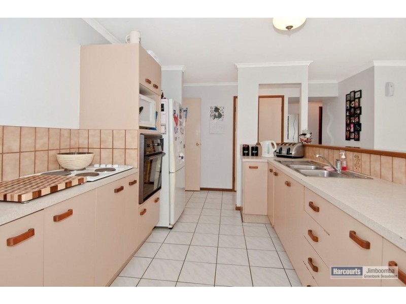 28 Couldrey Court, Cedar Grove QLD 4285