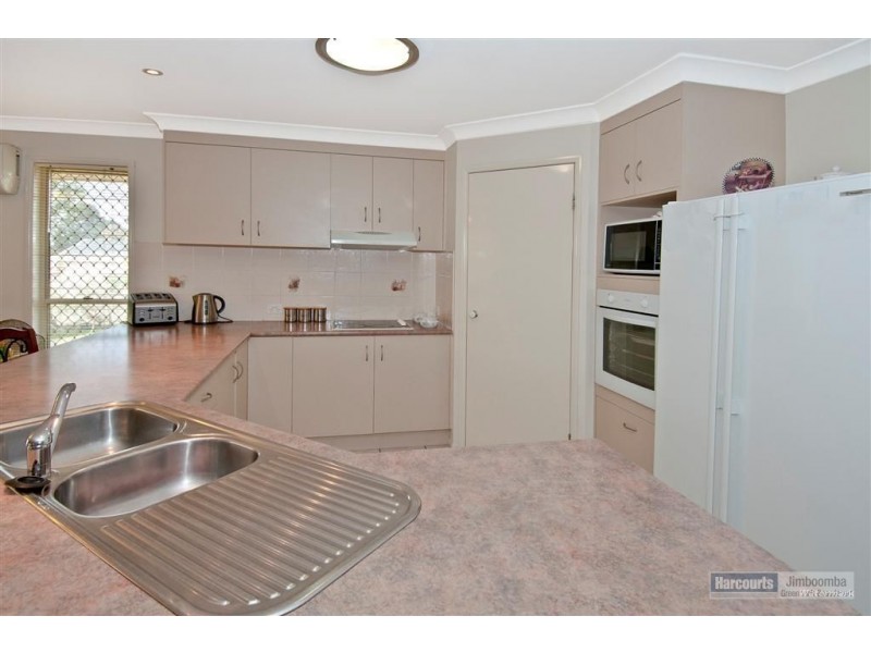 63 Ashwood Dr, Cedar Vale QLD 4285
