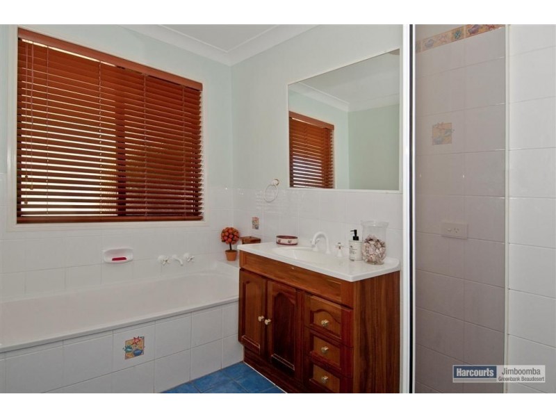 2 Myrtle Road, Jimboomba QLD 4280