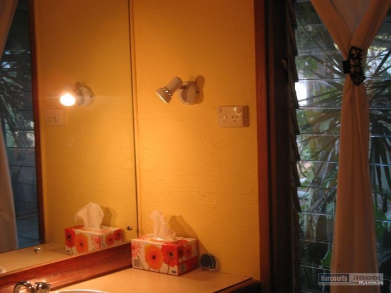 2 Wellington Bundock Dr, Kooralbyn QLD 4285