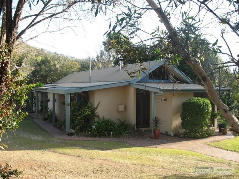 2 Wellington Bundock Dr, Kooralbyn QLD 4285