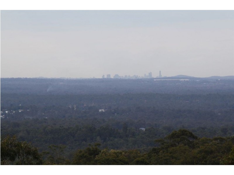 170 Barnes Rd, Cedar Vale QLD 4285