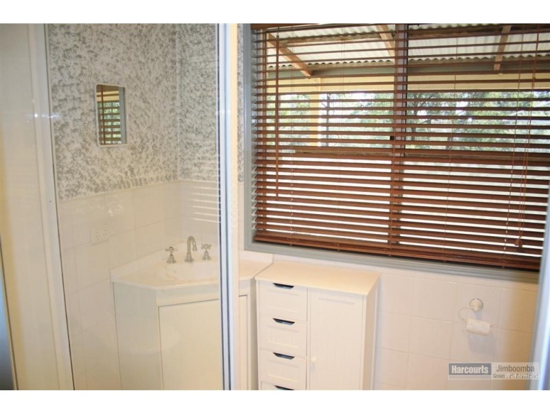 170 Barnes Rd, Cedar Vale QLD 4285