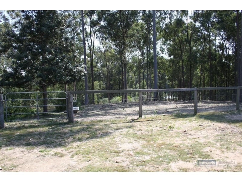 170 Barnes Rd, Cedar Vale QLD 4285