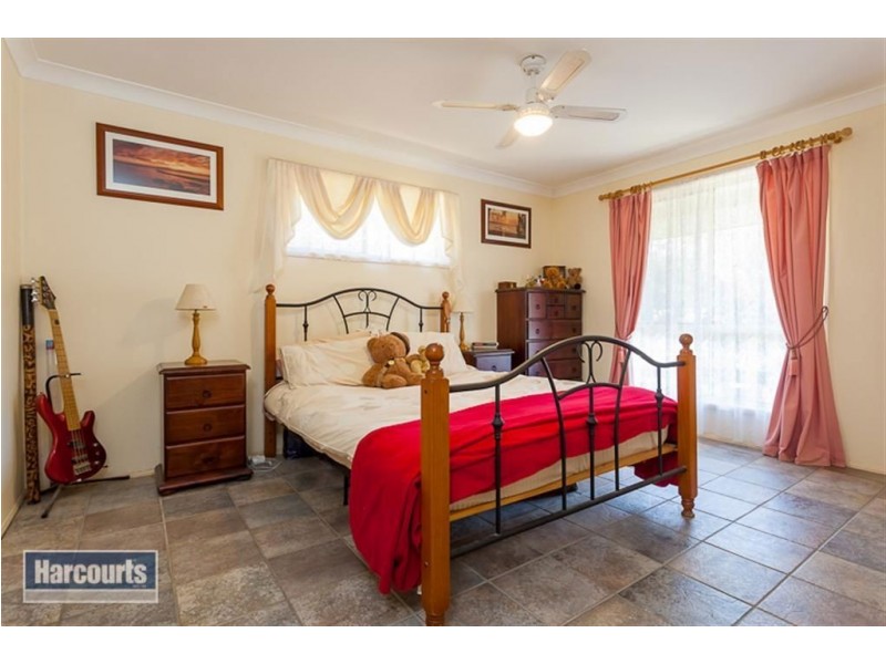 24 Hoop Pine Court, Jimboomba QLD 4280