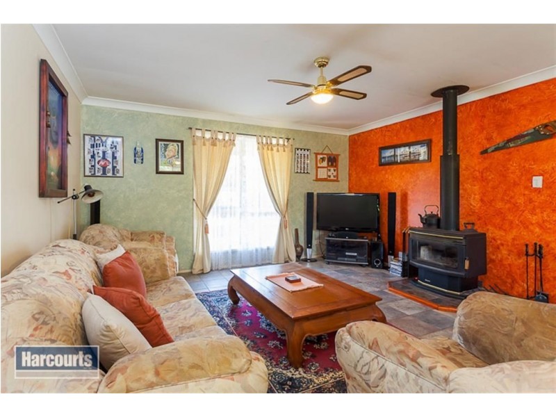 24 Hoop Pine Court, Jimboomba QLD 4280