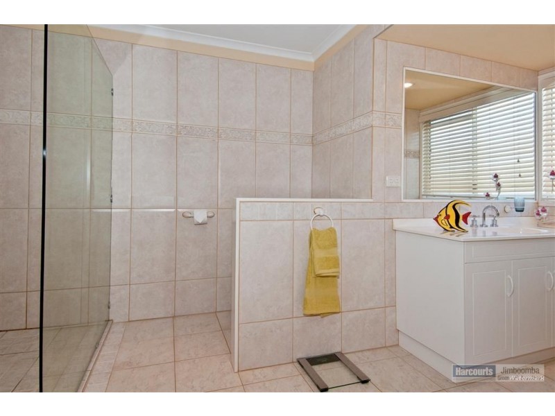 15 Penda Rd, Munruben QLD 4125