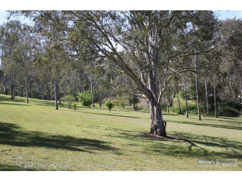 215 Bamboo Dr, Cedar Vale QLD 4285