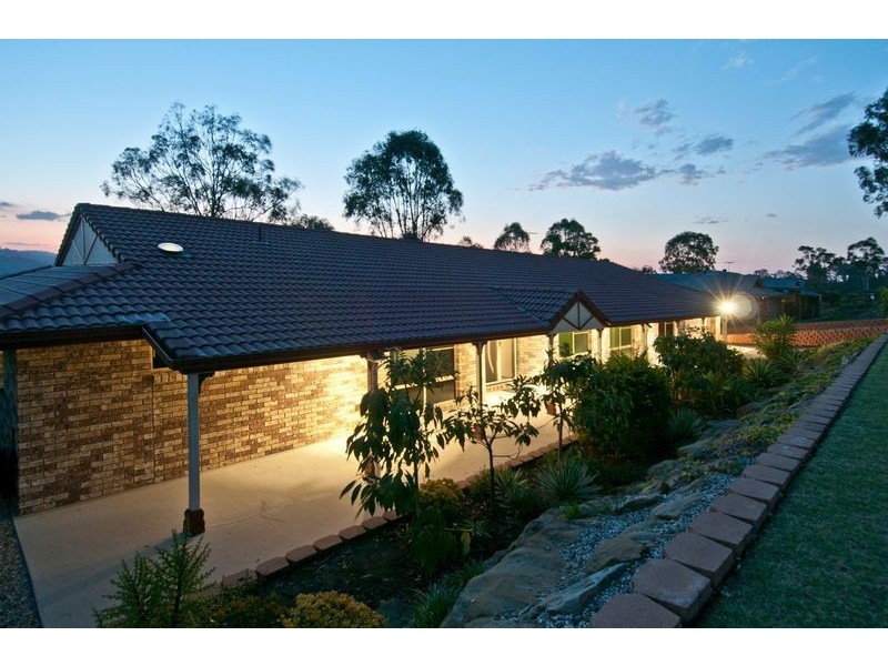 125 Anne Collins Drive, Mundoolun QLD 4285