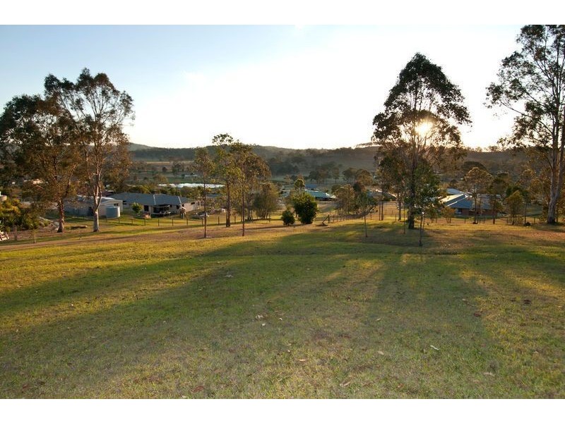 125 Anne Collins Drive, Mundoolun QLD 4285