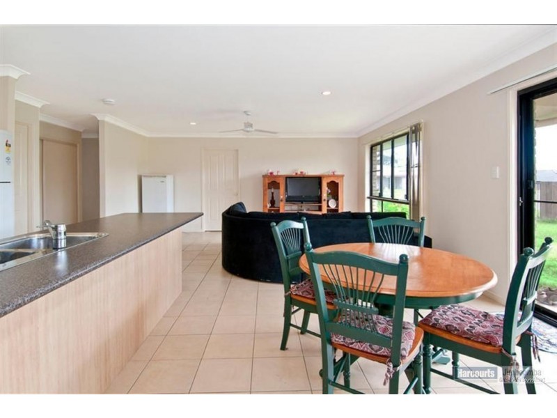 11 Hilltop Crescent, Jimboomba QLD 4280