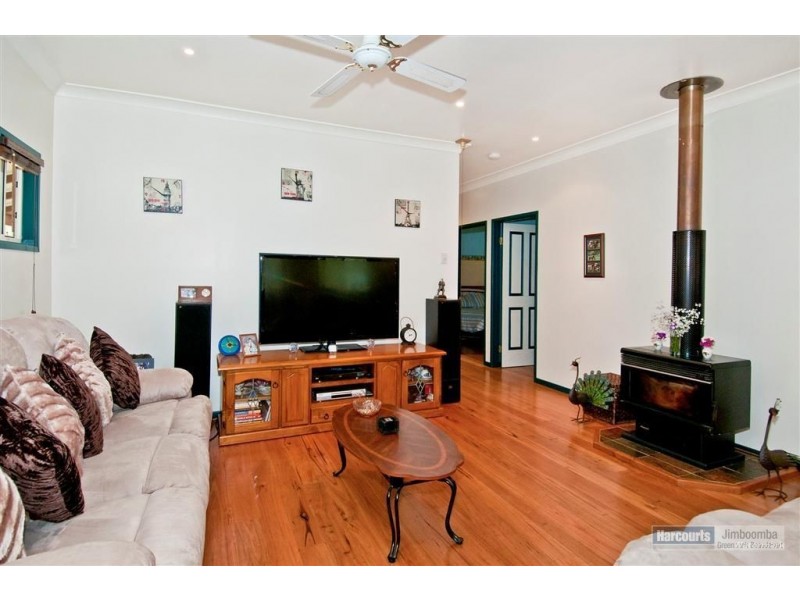16 Cheviot Street, Greenbank QLD 4124