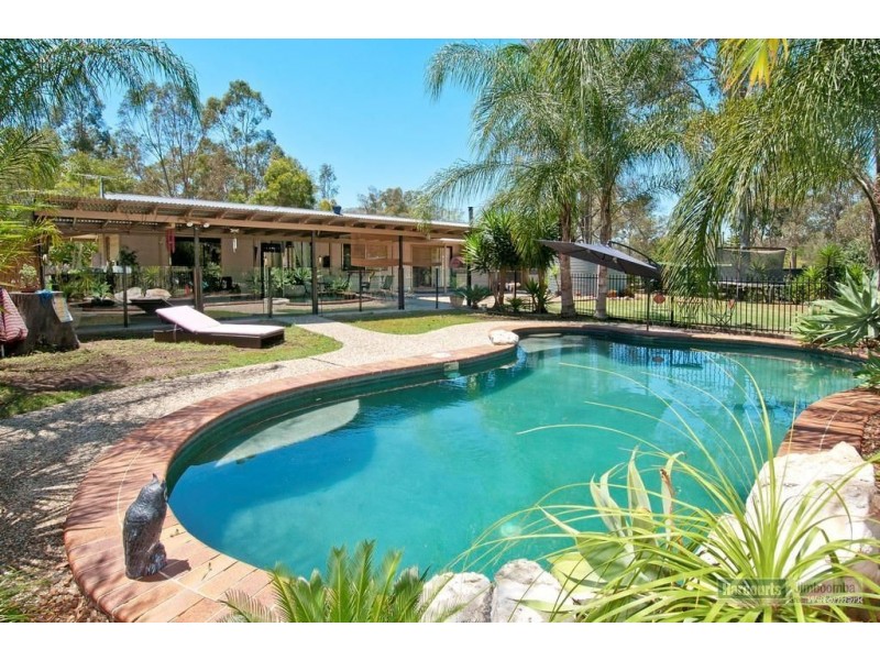 17 Errol Court, Cedar Grove QLD 4285