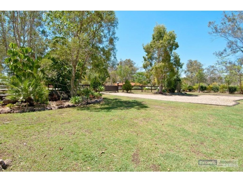 17 Errol Court, Cedar Grove QLD 4285