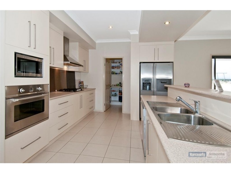 2 Melaleuca Court, Jimboomba QLD 4280