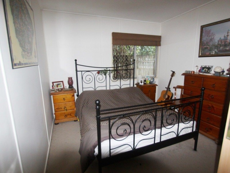 27 Hart Street, Beaudesert QLD 4285