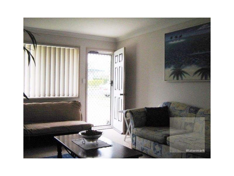 1 and 2/32 Boundary Street, Beaudesert QLD 4285