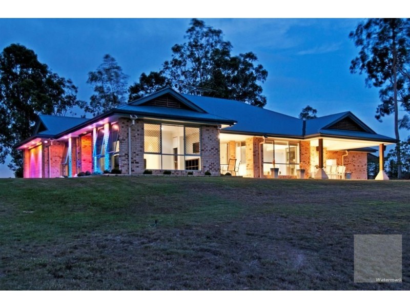 17-19 Goldfinch Ct, Greenbank QLD 4124