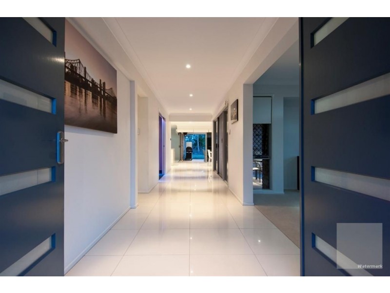 17-19 Goldfinch Ct, Greenbank QLD 4124