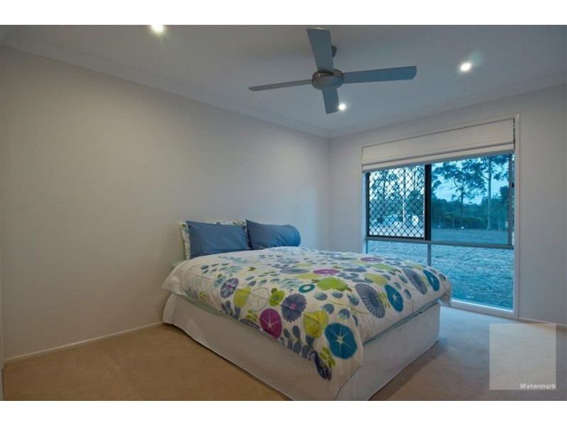 17-19 Goldfinch Ct, Greenbank QLD 4124
