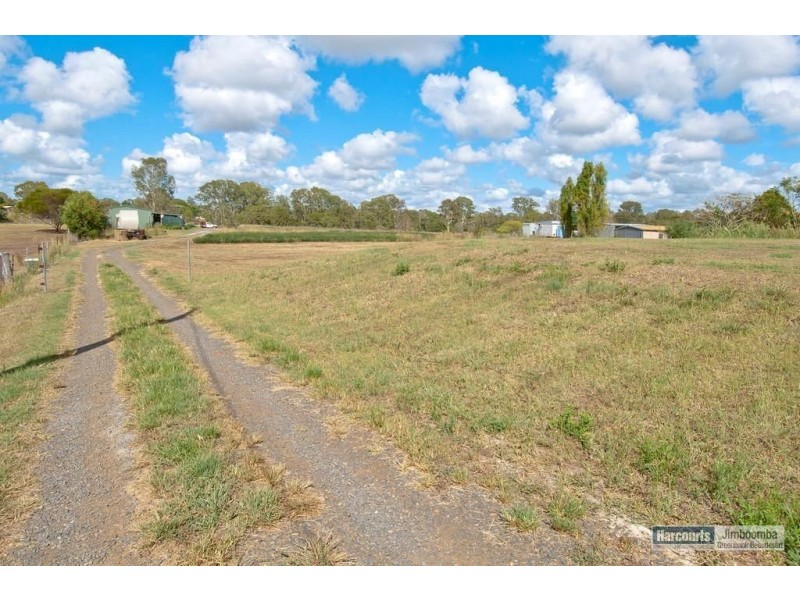 34 Beryl Parade, North Maclean QLD 4280