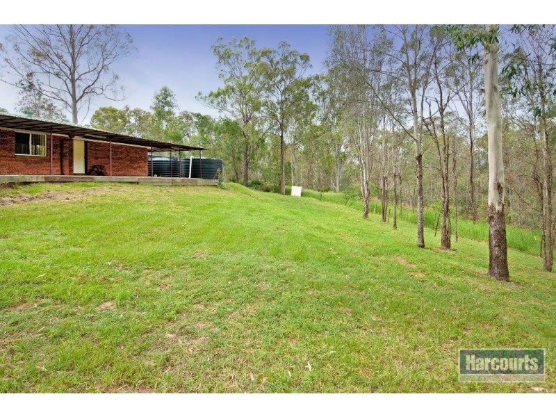 123 Canterbury Drive, Mundoolun QLD 4285