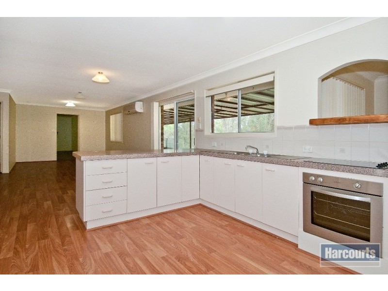 123 Canterbury Drive, Mundoolun QLD 4285