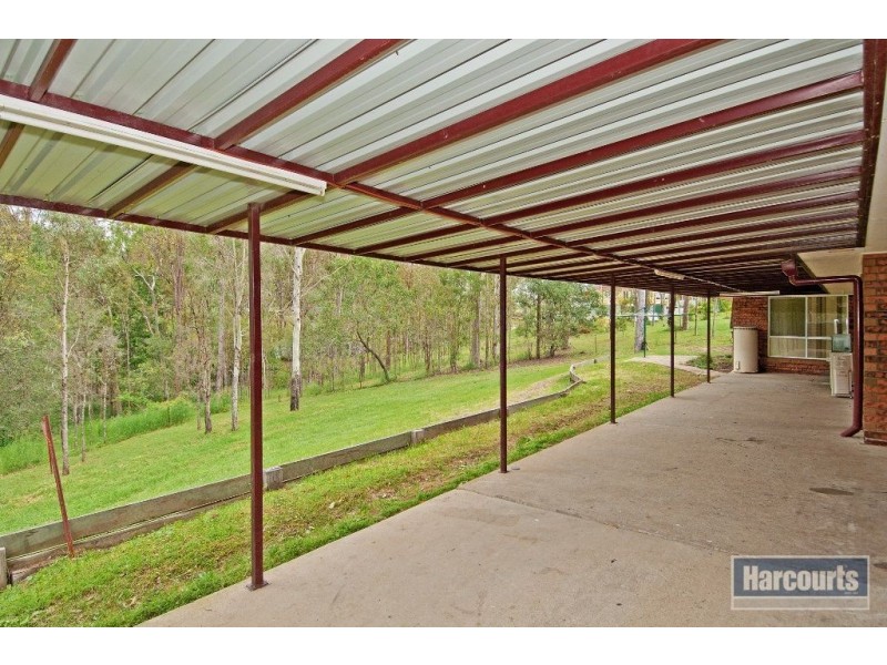 123 Canterbury Drive, Mundoolun QLD 4285