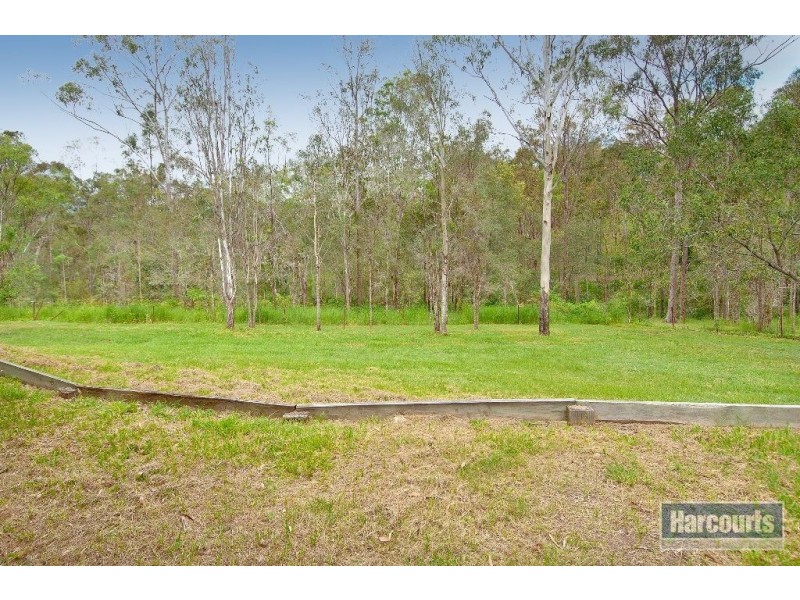 123 Canterbury Drive, Mundoolun QLD 4285