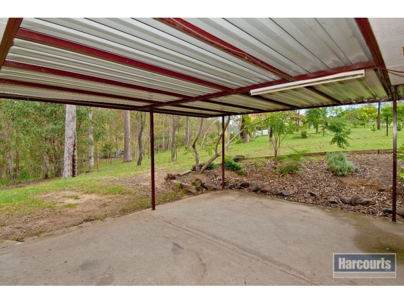 123 Canterbury Drive, Mundoolun QLD 4285