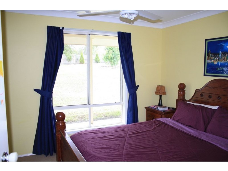 7-9 Portsmouth Court, Mundoolun QLD 4285