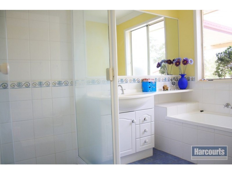 7-9 Portsmouth Court, Mundoolun QLD 4285