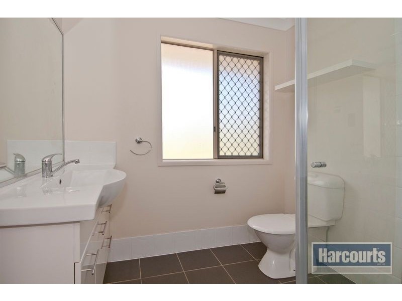 129 John Collins Drive, Mundoolun QLD 4285