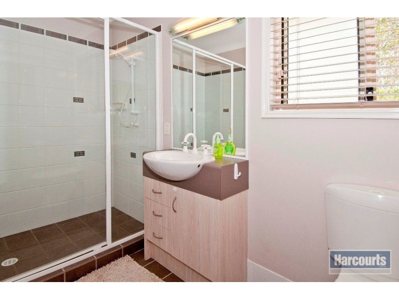 207 Equestrian Drive, New Beith QLD 4124