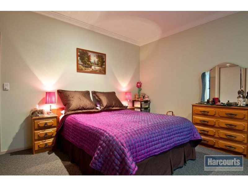 27 Portsmouth Court, Mundoolun QLD 4285