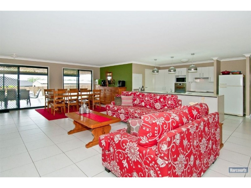 643 Silverwood Dr, Jimboomba QLD 4280