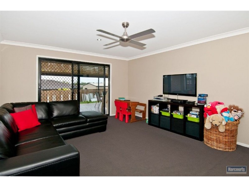 643 Silverwood Dr, Jimboomba QLD 4280