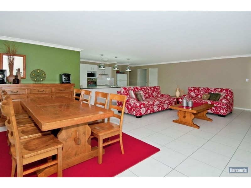 643 Silverwood Dr, Jimboomba QLD 4280