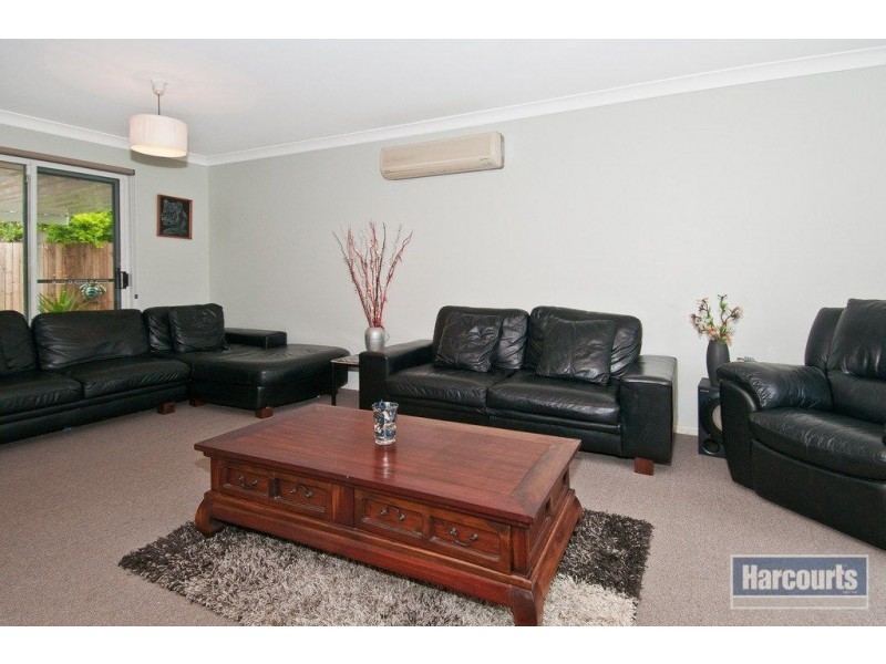 32 Flametree Court, Cedar Grove QLD 4285