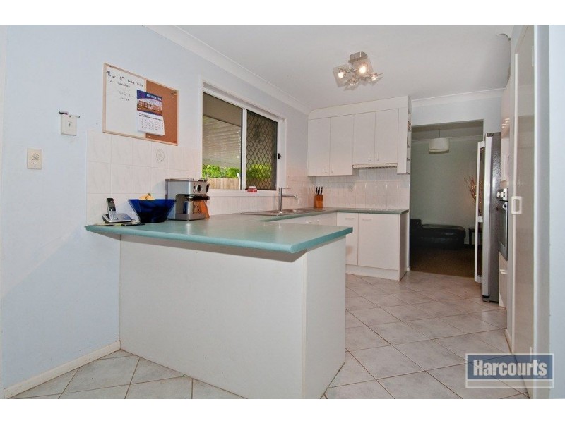 32 Flametree Court, Cedar Grove QLD 4285