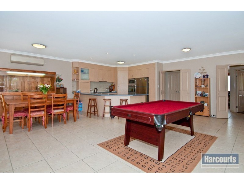 1 Wendy Court, Cedar Grove QLD 4285