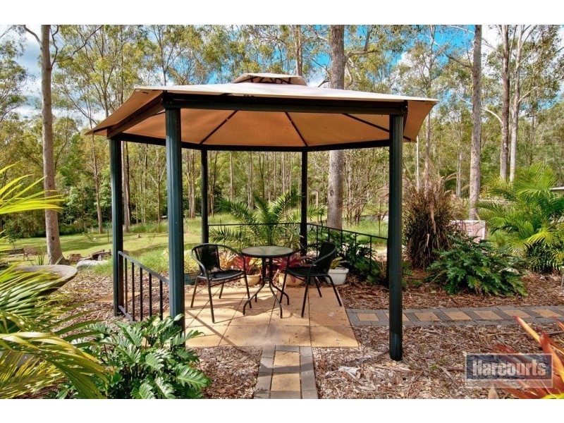 1 Wendy Court, Cedar Grove QLD 4285