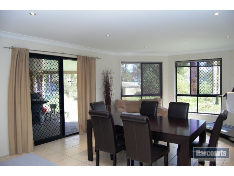 5 – 7 Springboard Crescent, New Beith QLD 4124