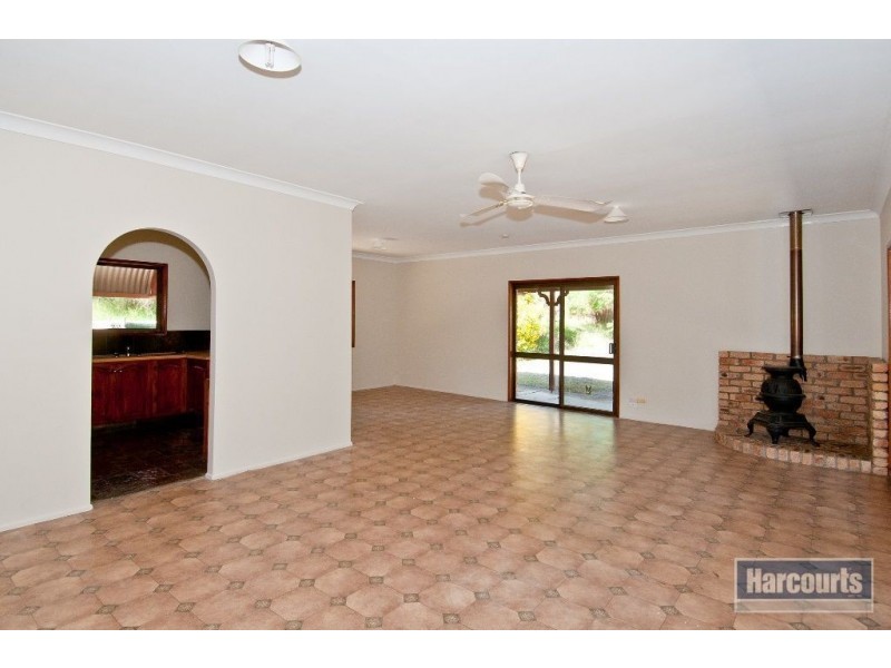 210 Cheviot Road, Greenbank QLD 4124