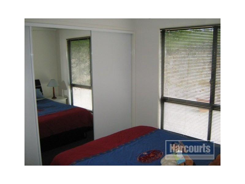 24 Muirhead Close, Kooralbyn QLD 4285